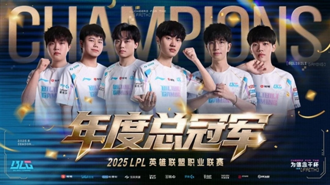 CLG鏖战G2，Xiaohu关键团战开团秒人鏖战多局2025世界赛，锁定晋级资格