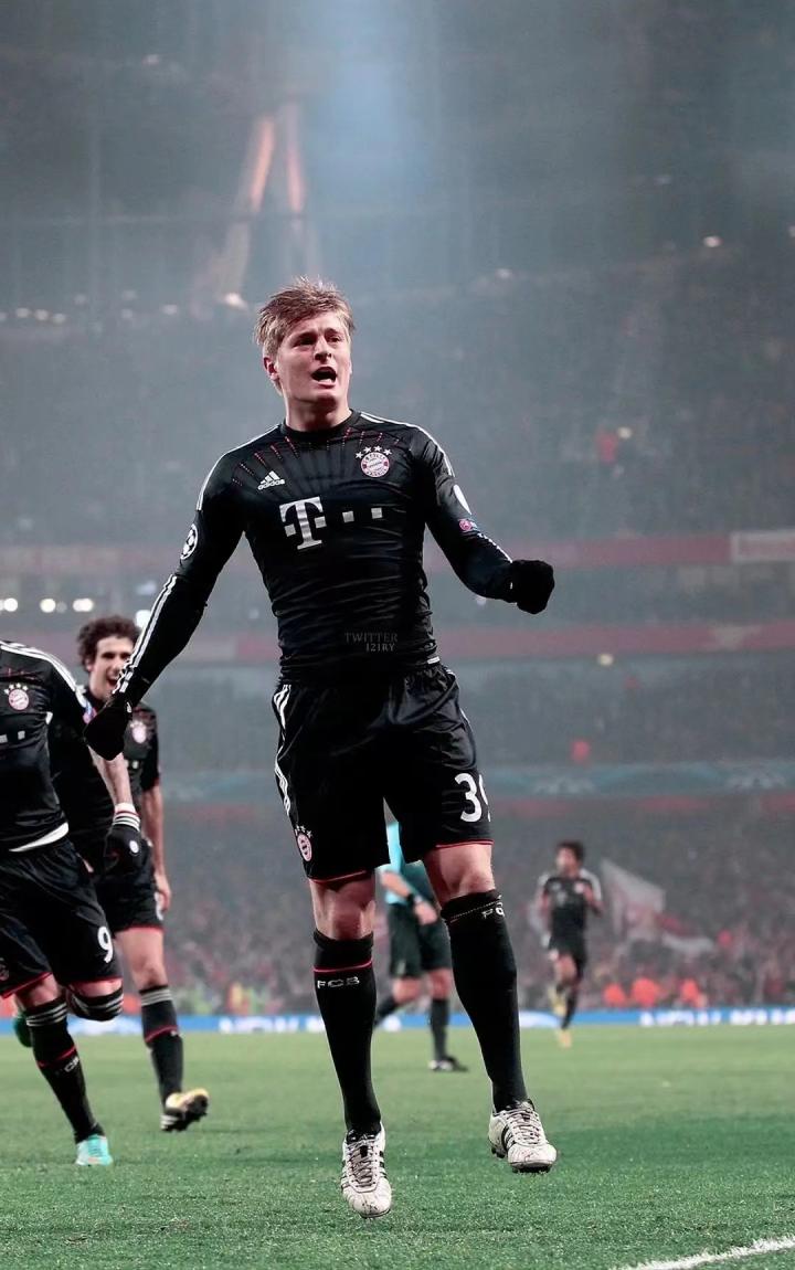 开云下载-尼克斯绝杀上海队，字母哥统治全场